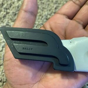 $425 Bally White Leather Belt Adjustable Made in Italy